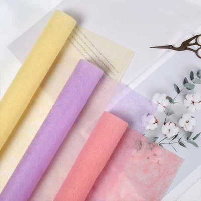 Anti carta da imballaggio non tessuta biodegradabile non tessuta del fiore del materiale da imballaggio dello strappo