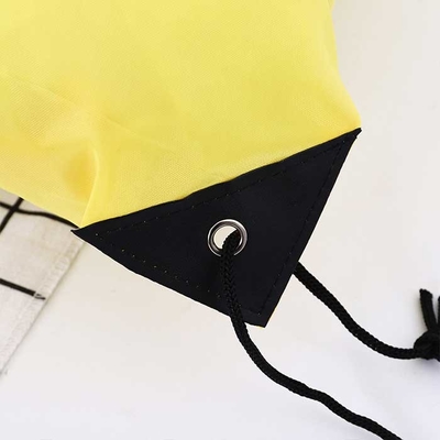 Borsa non tessuta 80Gsm giallo del cordone del polipropilene 32*42cm per acquisto