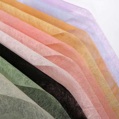 Anti carta da imballaggio non tessuta biodegradabile non tessuta del fiore del materiale da imballaggio dello strappo